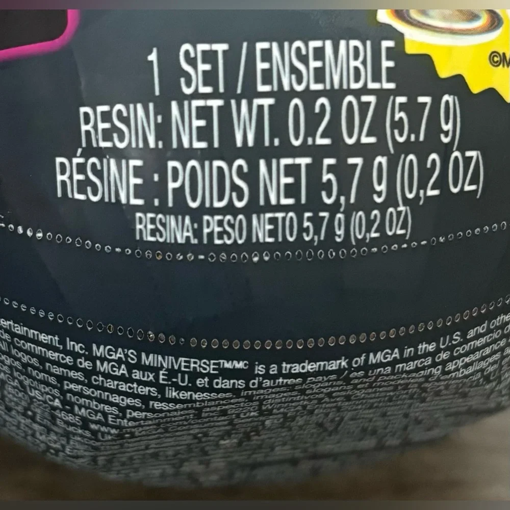 NEW Mini Verse 'Make It Mini Happy Hour' Collectible Spheres - Set of 2 - Picture 2 of 2